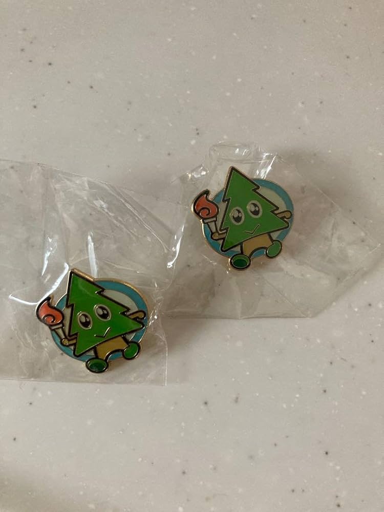 Amazon.co.jp: すぎっち 秋田わか杉国体 ピンバッジ ピンバッチ